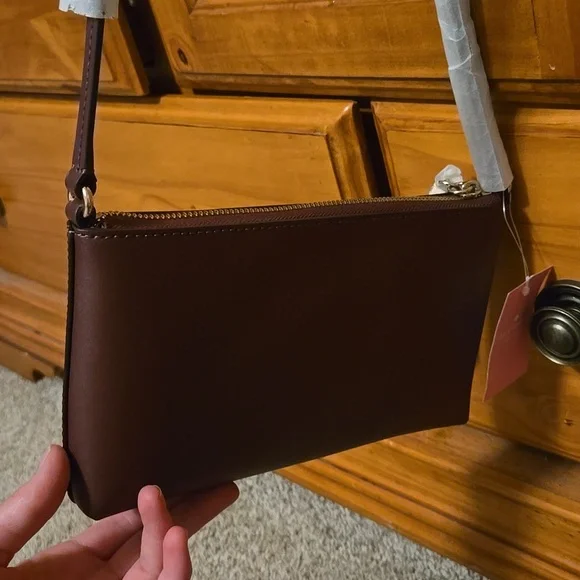 Kate Spade Crossbody - Picture 4 of 5